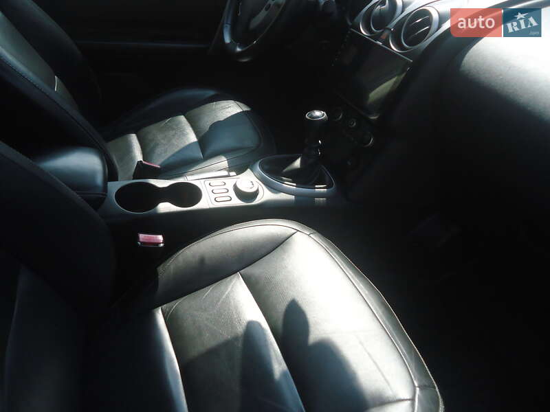 Позашляховик / Кросовер Nissan Qashqai 2007 в Хусті