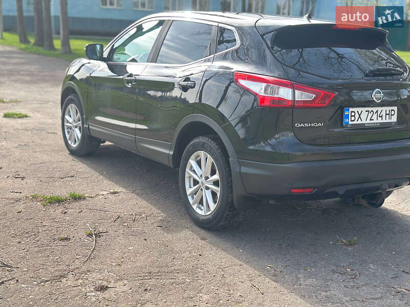 Внедорожник / Кроссовер Nissan Qashqai 2015 в Теофиполе