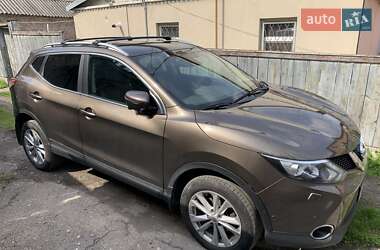 Внедорожник / Кроссовер Nissan Qashqai 2014 в Днепре