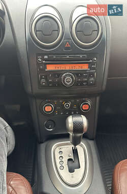 Внедорожник / Кроссовер Nissan Qashqai 2008 в 