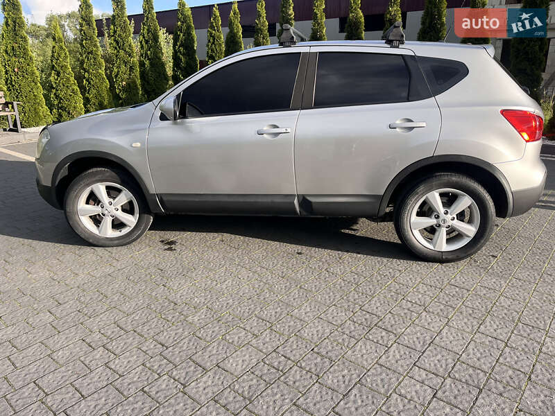 Внедорожник / Кроссовер Nissan Qashqai 2009 в Надворной