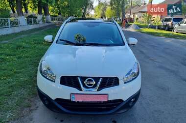 Внедорожник / Кроссовер Nissan Qashqai 2012 в 