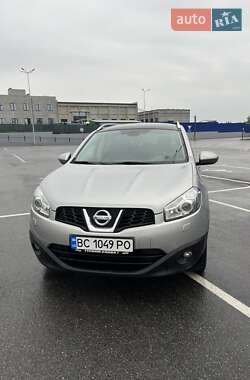 Позашляховик / Кросовер Nissan Qashqai 2010 в Львові