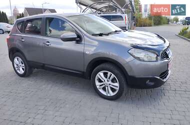 Внедорожник / Кроссовер Nissan Qashqai 2012 в 