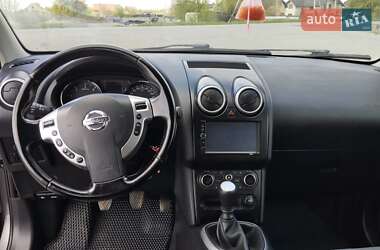 Внедорожник / Кроссовер Nissan Qashqai 2012 в 