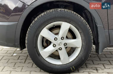 Позашляховик / Кросовер Nissan Qashqai 2011 в 