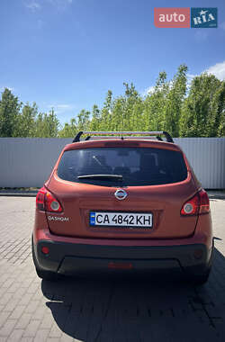Внедорожник / Кроссовер Nissan Qashqai 2007 в 