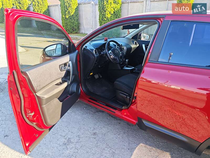 Внедорожник / Кроссовер Nissan Qashqai 2013 в Рокитном