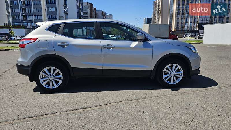 Позашляховик / Кросовер Nissan Qashqai 2014 в Черкасах фото 4 Позашляховик / Кросовер Nissan Qashqai 2014 в Черкасах