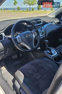 Внедорожник / Кроссовер Nissan Qashqai 2014 в 