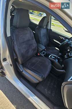 Внедорожник / Кроссовер Nissan Qashqai 2014 в 