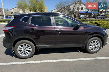 Позашляховик / Кросовер Nissan Qashqai 2014 в 