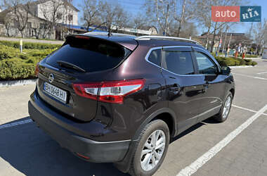 Позашляховик / Кросовер Nissan Qashqai 2014 в 