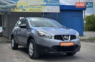 Позашляховик / Кросовер Nissan Qashqai 2012 в Сумах
