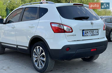 Внедорожник / Кроссовер Nissan Qashqai 2012 в 