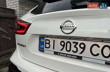 Позашляховик / Кросовер Nissan Qashqai 2018 в 