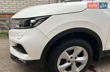 Позашляховик / Кросовер Nissan Qashqai 2018 в 