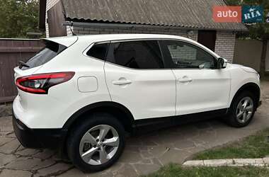 Позашляховик / Кросовер Nissan Qashqai 2018 в 