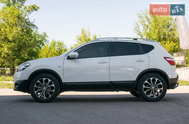 Внедорожник / Кроссовер Nissan Qashqai 2011 в 