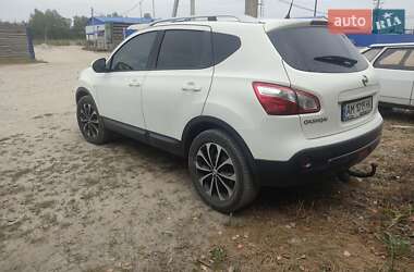 Внедорожник / Кроссовер Nissan Qashqai 2011 в 