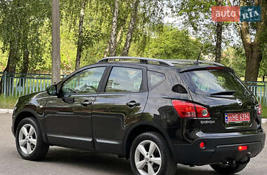 Внедорожник / Кроссовер Nissan Qashqai 2010 в 