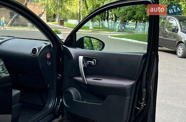 Внедорожник / Кроссовер Nissan Qashqai 2010 в 