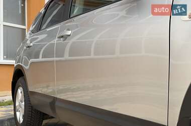 Позашляховик / Кросовер Nissan Qashqai 2011 в 