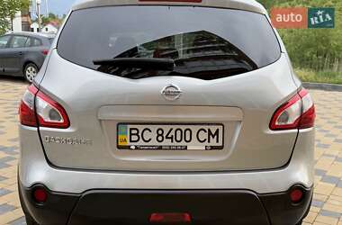 Позашляховик / Кросовер Nissan Qashqai 2011 в 