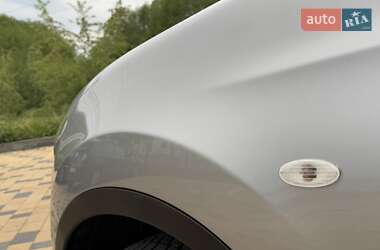 Позашляховик / Кросовер Nissan Qashqai 2011 в 
