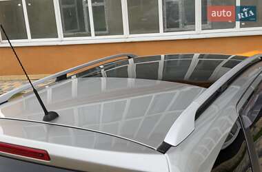 Позашляховик / Кросовер Nissan Qashqai 2011 в 