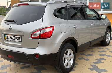 Позашляховик / Кросовер Nissan Qashqai 2011 в 