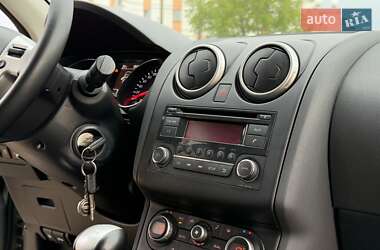 Позашляховик / Кросовер Nissan Qashqai 2011 в 