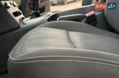 Позашляховик / Кросовер Nissan Qashqai 2011 в 