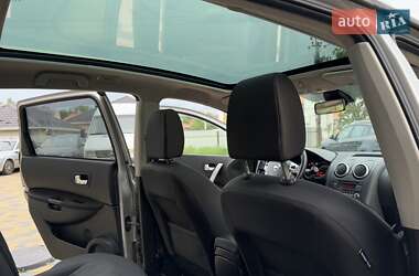 Позашляховик / Кросовер Nissan Qashqai 2011 в 