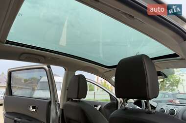 Позашляховик / Кросовер Nissan Qashqai 2011 в 