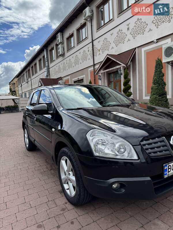 Внедорожник / Кроссовер Nissan Qashqai 2008 в Стрые