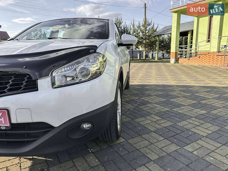 Позашляховик / Кросовер Nissan Qashqai 2013 в Самборі