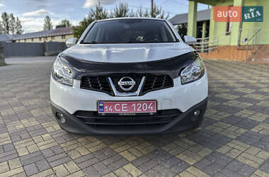 Позашляховик / Кросовер Nissan Qashqai 2013 в 