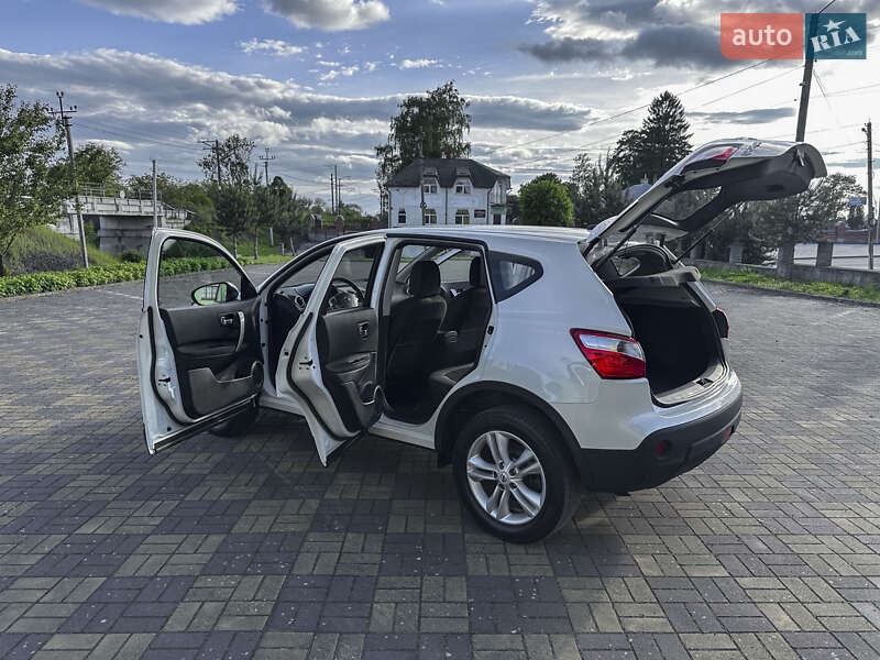 Позашляховик / Кросовер Nissan Qashqai 2013 в Самборі