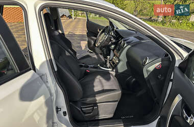 Позашляховик / Кросовер Nissan Qashqai 2013 в 