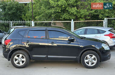 Внедорожник / Кроссовер Nissan Qashqai 2008 в 