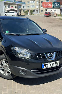 Внедорожник / Кроссовер Nissan Qashqai 2011 в 