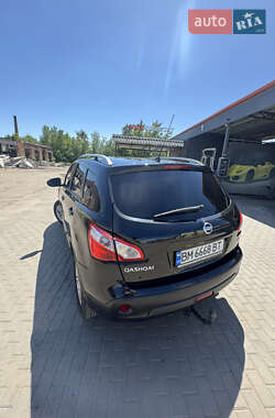 Внедорожник / Кроссовер Nissan Qashqai 2011 в 