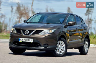 Внедорожник / Кроссовер Nissan Qashqai 2016 в Харькове