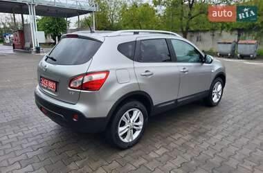 Внедорожник / Кроссовер Nissan Qashqai 2011 в 