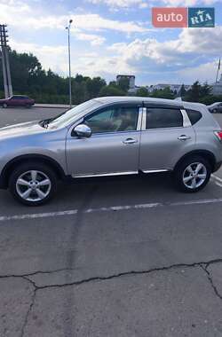 Позашляховик / Кросовер Nissan Qashqai 2009 в Сумах