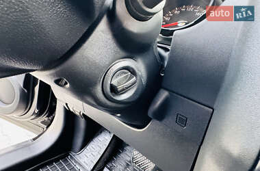 Позашляховик / Кросовер Nissan Qashqai 2008 в 