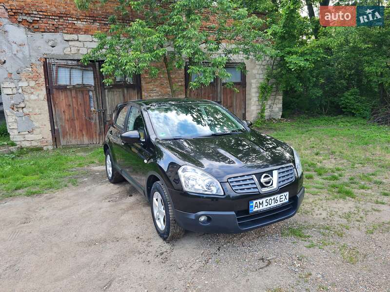 Позашляховик / Кросовер Nissan Qashqai 2008 в 