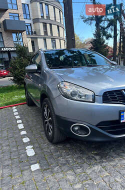 Внедорожник / Кроссовер Nissan Qashqai 2011 в 