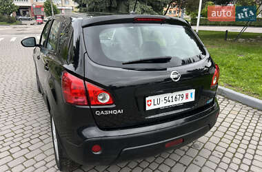 Внедорожник / Кроссовер Nissan Qashqai 2009 в 